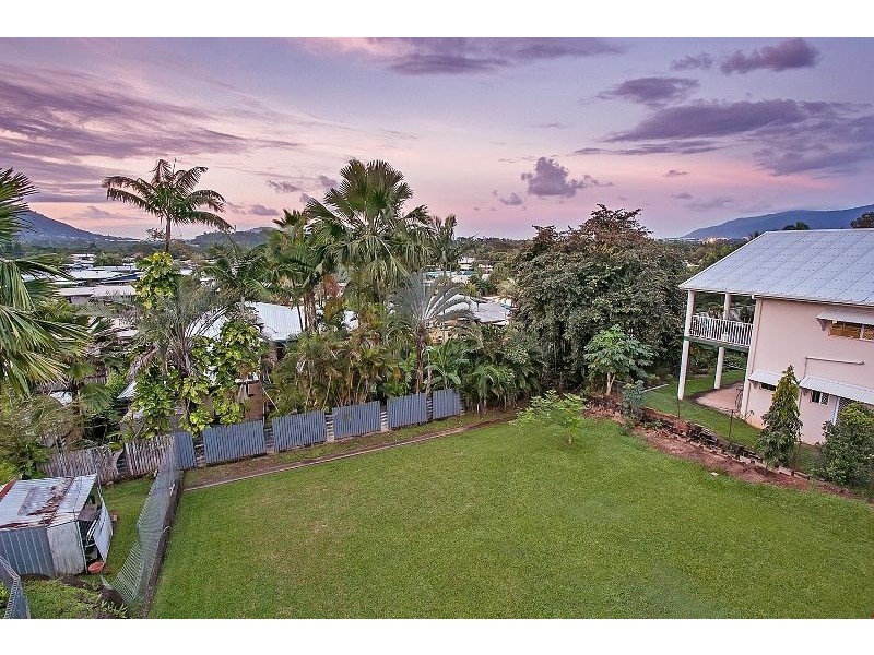 104 Anderson Road, Woree QLD 4868