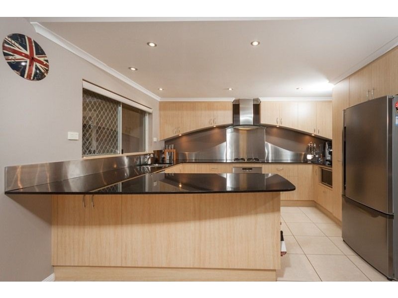 8 Tanganelli Close, Kanimbla QLD 4870