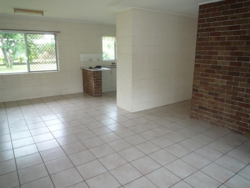 122 Dillon Street, Westcourt QLD 4870