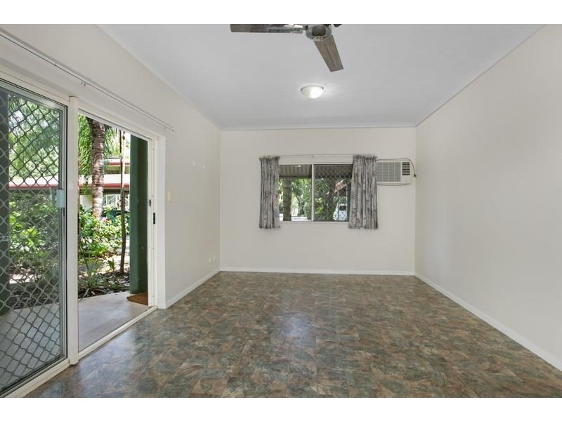 17/4 Hollett Close, Manunda QLD 4870