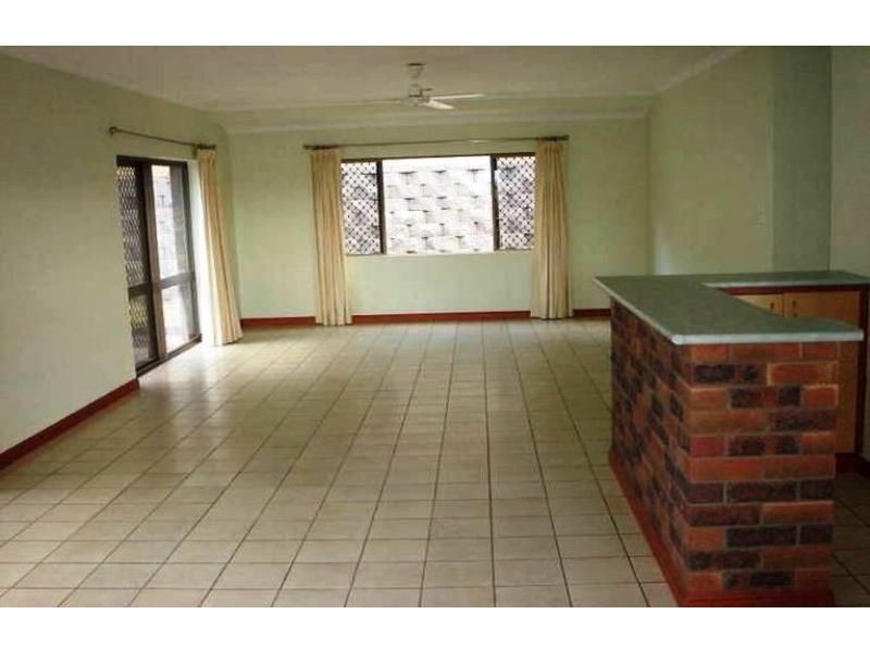 27 Granadilla Drive, Earlville QLD 4870