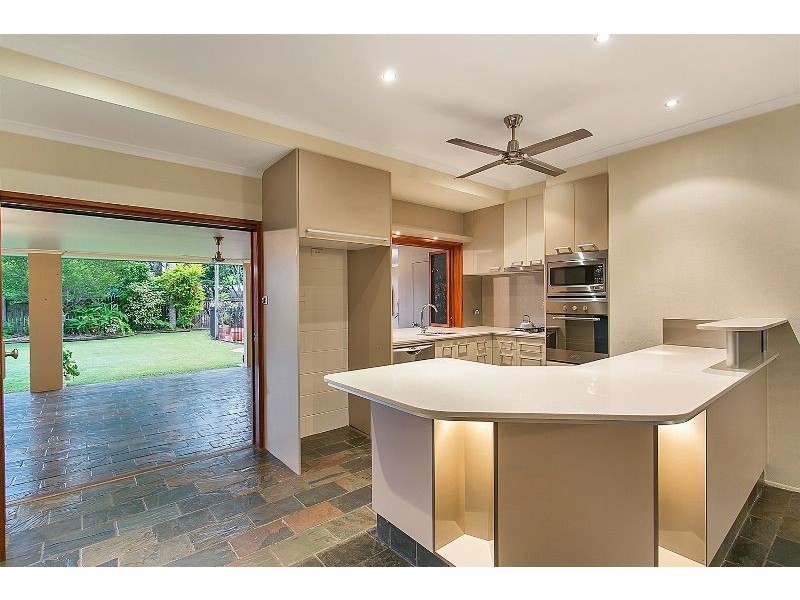 15 Fitzallan Close, Kanimbla QLD 4870