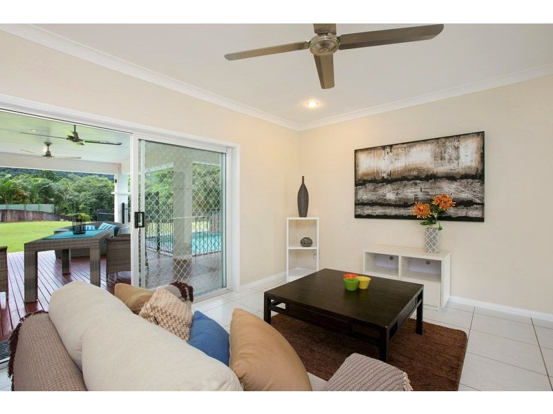 29 Crystal Close, Redlynch QLD 4870