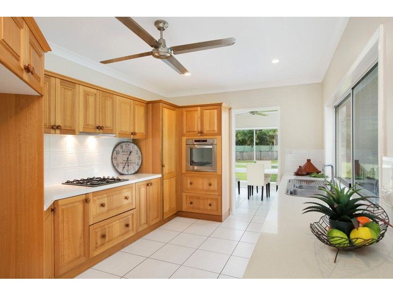 29 Crystal Close, Redlynch QLD 4870