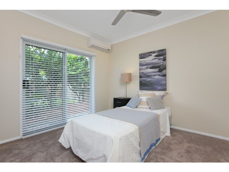 29 Crystal Close, Redlynch QLD 4870