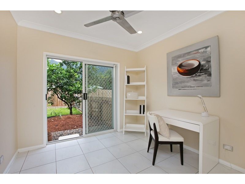 29 Crystal Close, Redlynch QLD 4870