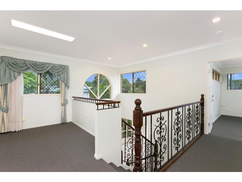 1 Wooley Close, Kanimbla QLD 4870