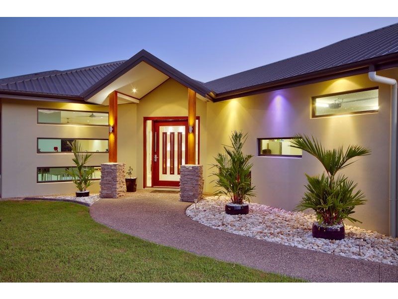 6 Kaban Grove, Trinity Park QLD 4879