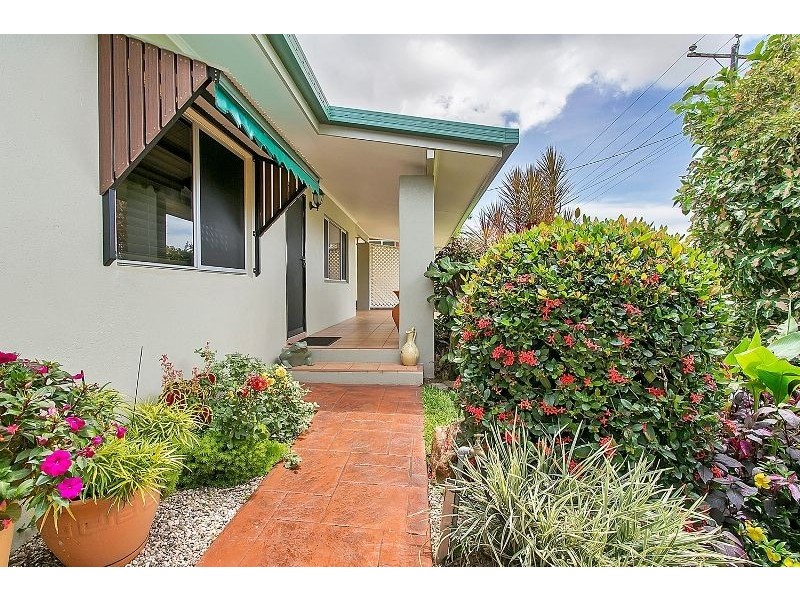 103 Sydney Street, Bayview Heights QLD 4868