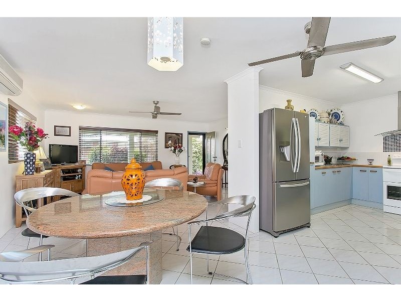 103 Sydney Street, Bayview Heights QLD 4868