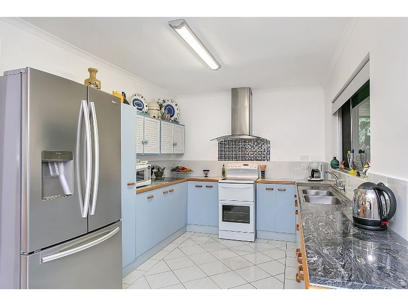 103 Sydney Street, Bayview Heights QLD 4868