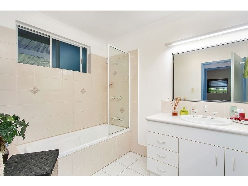103 Sydney Street, Bayview Heights QLD 4868