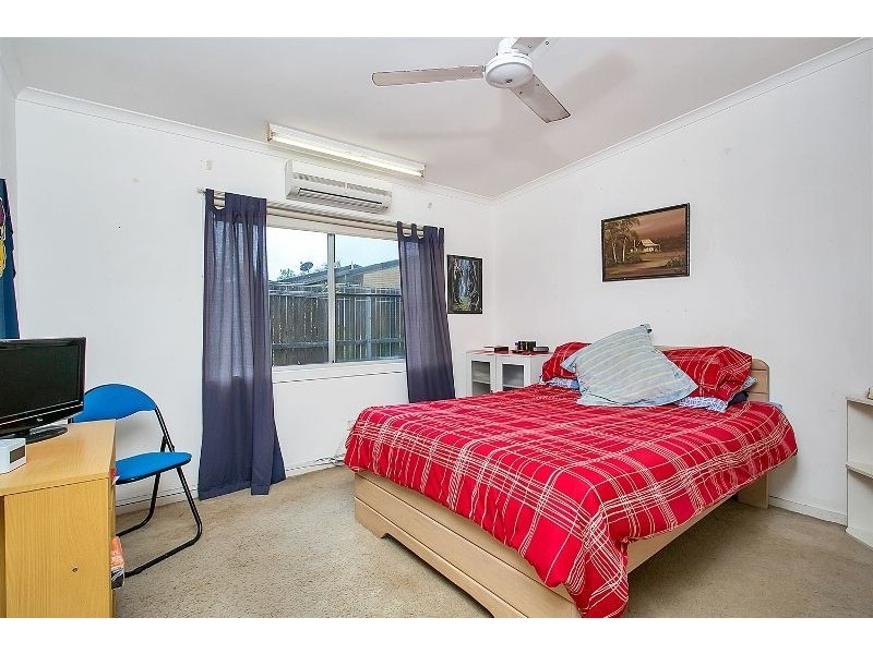 13 Close Street, Mooroobool QLD 4870