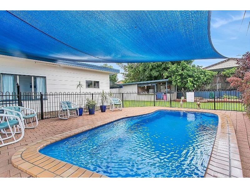 13 Close Street, Mooroobool QLD 4870