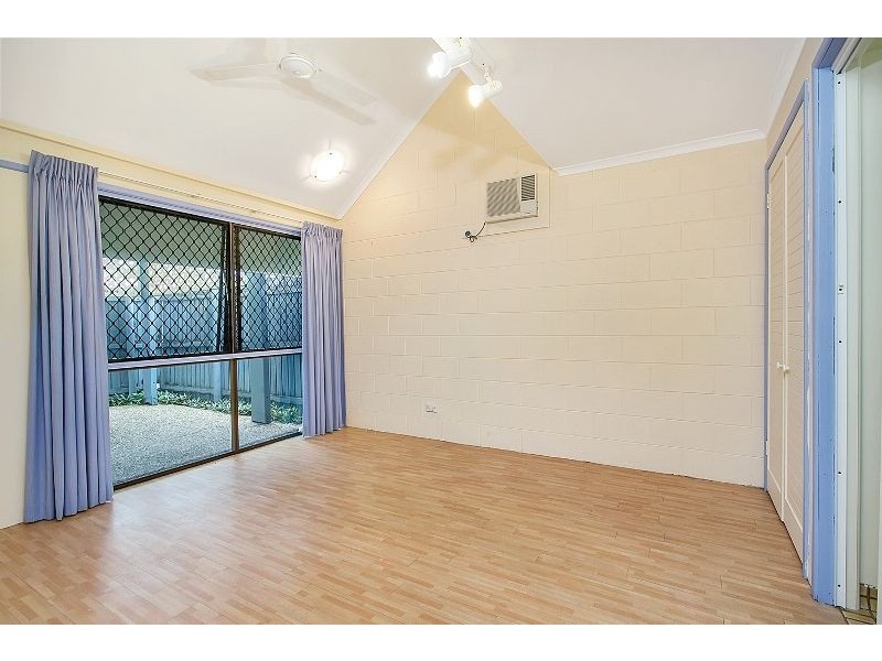 1/22 Sperring Street, Manunda QLD 4870