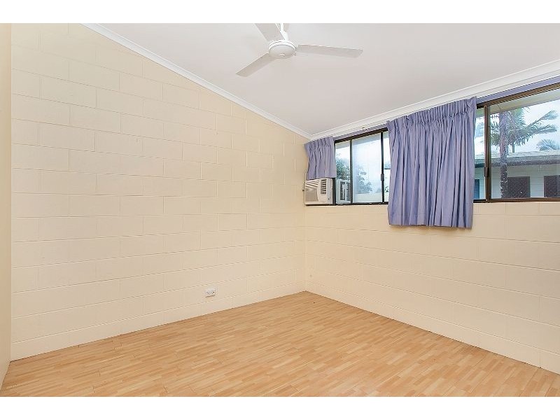 1/22 Sperring Street, Manunda QLD 4870