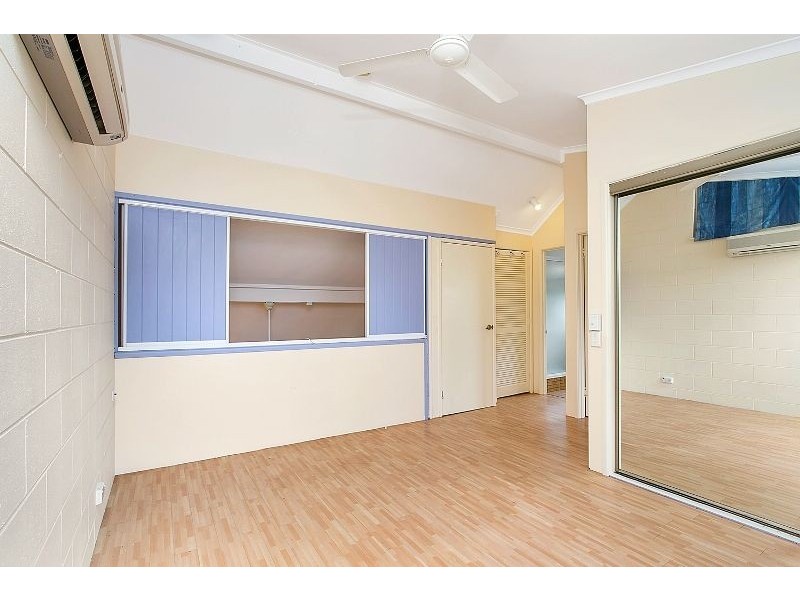 1/22 Sperring Street, Manunda QLD 4870