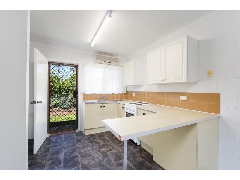 4/40 Armbrust Street, Manoora QLD 4870