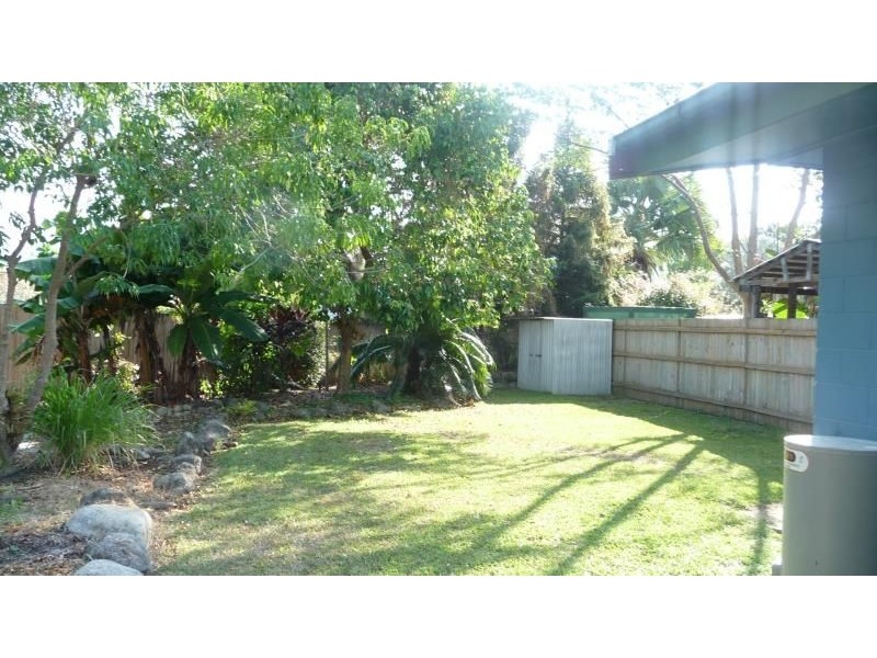 2/7 Blantyre Close, Manoora QLD 4870