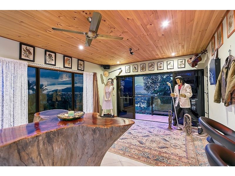 3 Coreega Close, Mooroobool QLD 4870