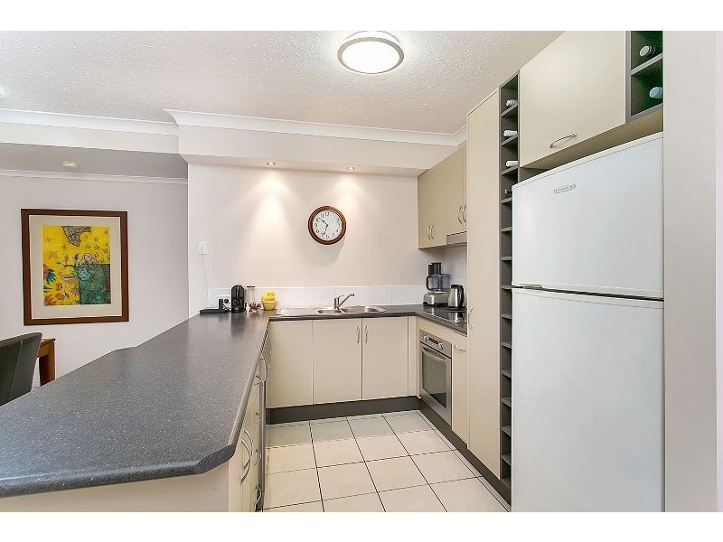 15/58-70 Intake Road, Redlynch QLD 4870