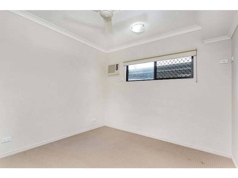 15/58-70 Intake Road, Redlynch QLD 4870