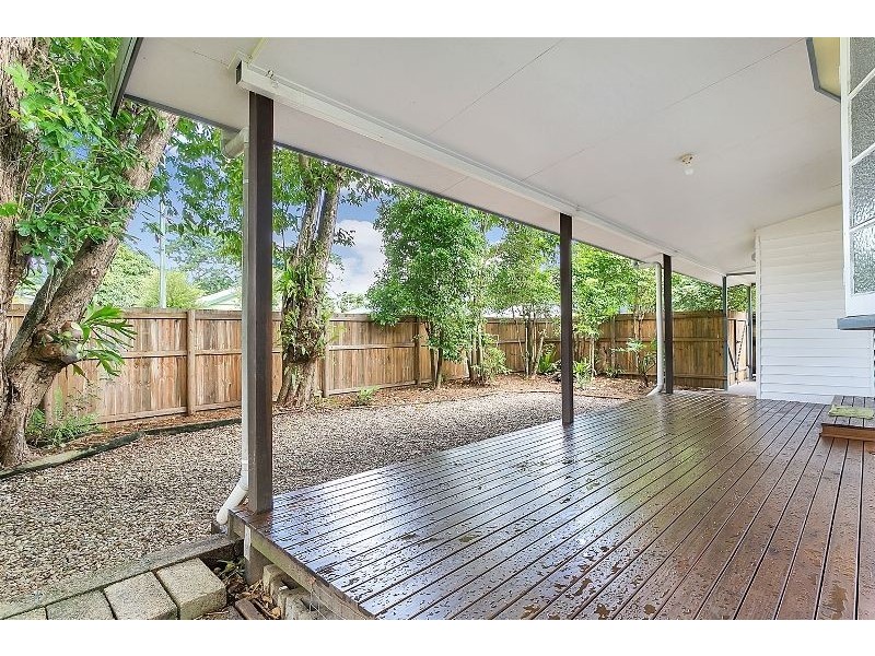 18 Dalton Street, Bungalow QLD 4870