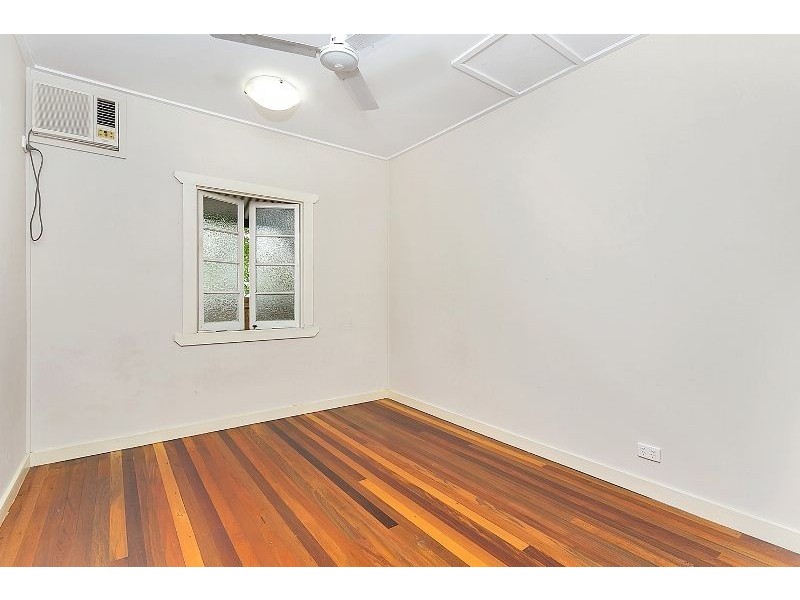 18 Dalton Street, Bungalow QLD 4870