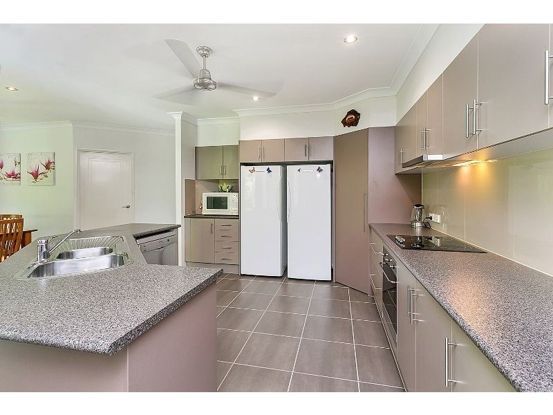 5 Malekula Close, Bentley Park QLD 4869