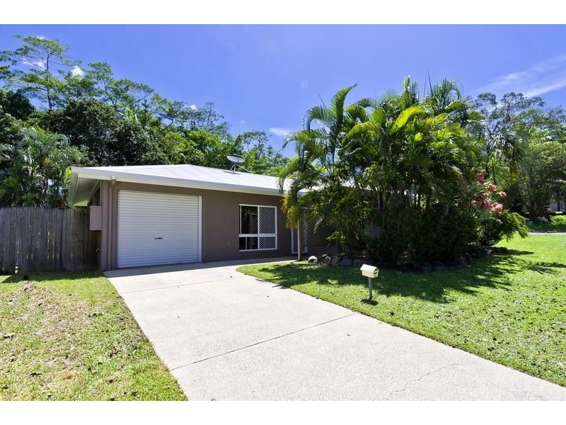 23 Dodd Court, Mooroobool QLD 4870