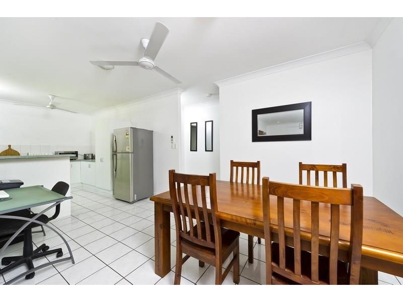 23 Dodd Court, Mooroobool QLD 4870