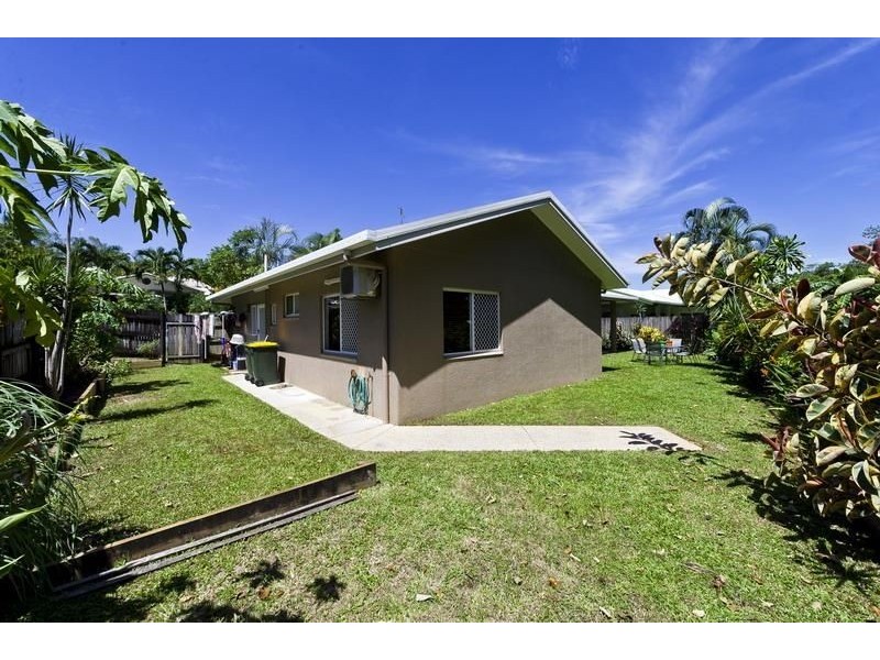 23 Dodd Court, Mooroobool QLD 4870