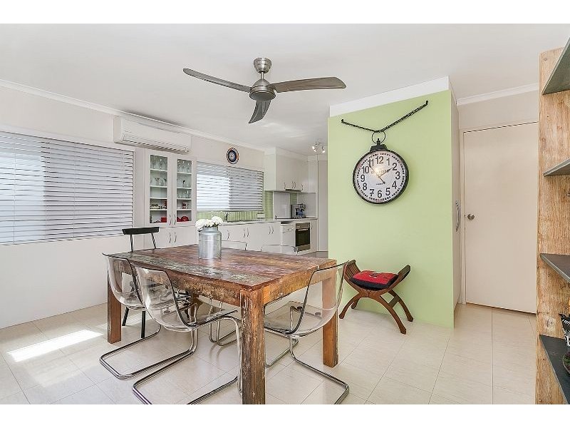 7/284 Lake Street, Cairns North QLD 4870