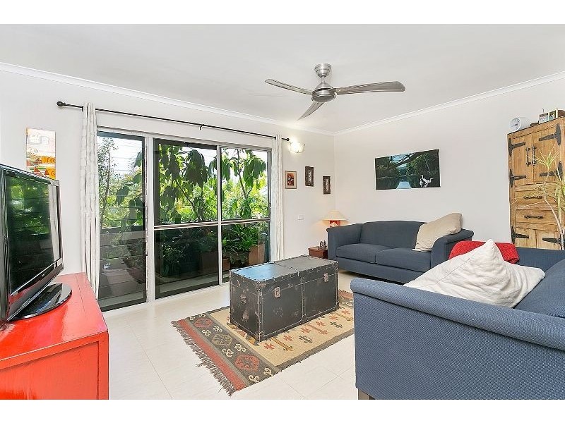 7/284 Lake Street, Cairns North QLD 4870