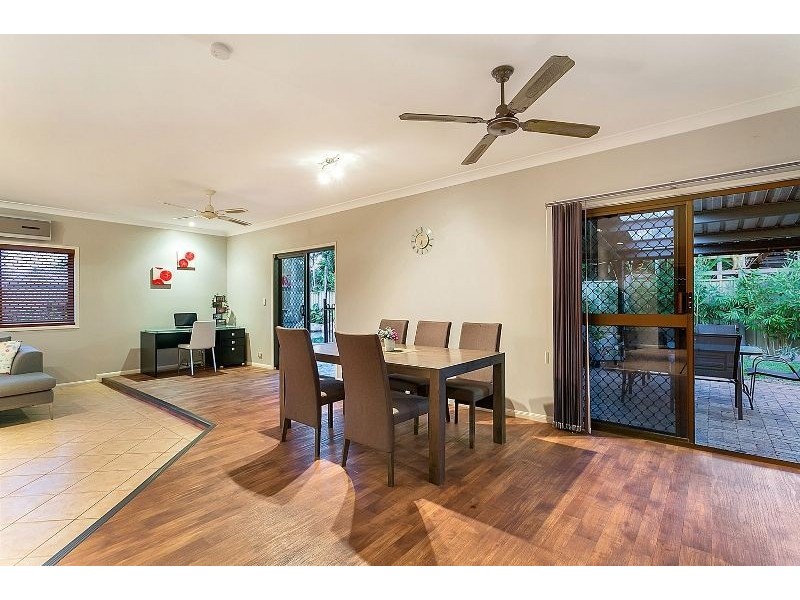 4 Tristania Street, Holloways Beach QLD 4878