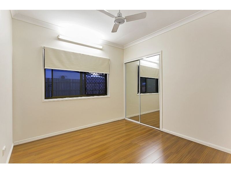 4 Tristania Street, Holloways Beach QLD 4878