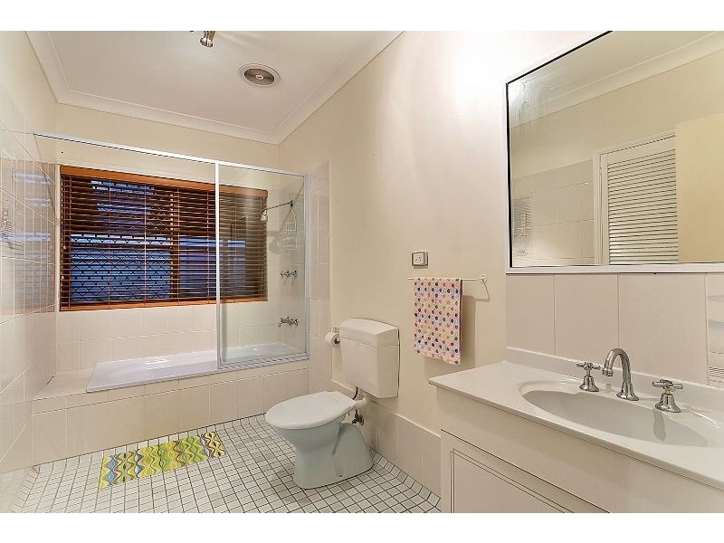 4 Tristania Street, Holloways Beach QLD 4878