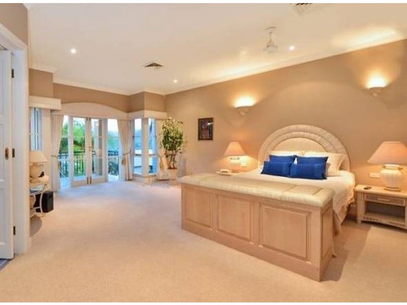 8 Knott Court, Whitfield QLD 4870