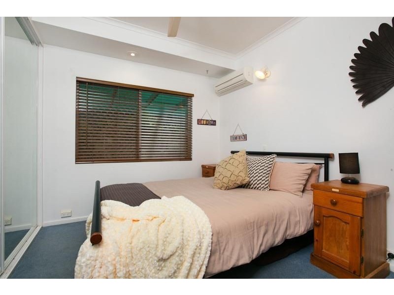 9 Andrea Close, Mooroobool QLD 4870