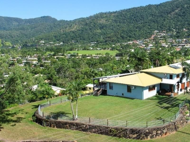 45 Koppen Terrace, Mooroobool QLD 4870