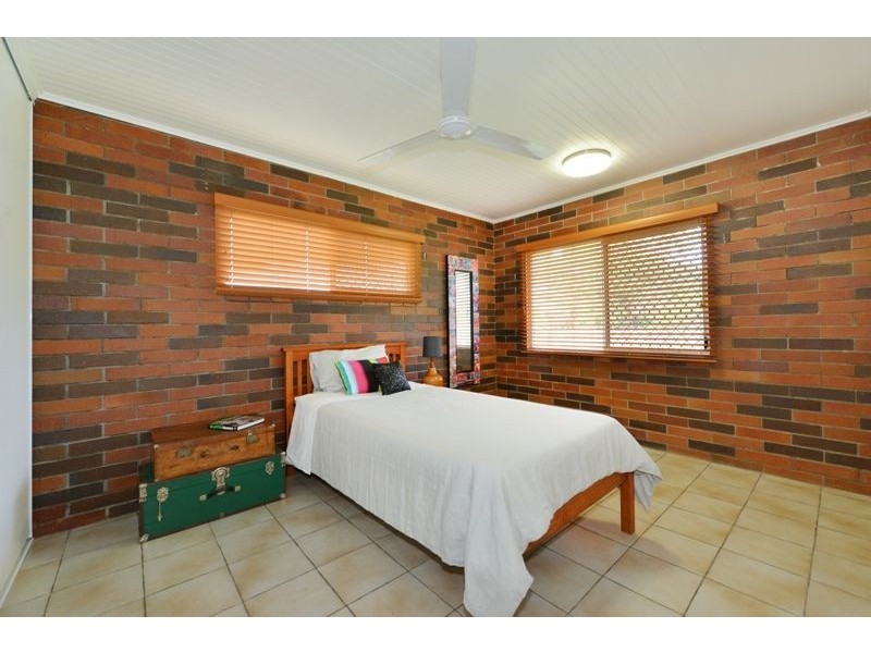 10 Napier Street, Trinity Park QLD 4879