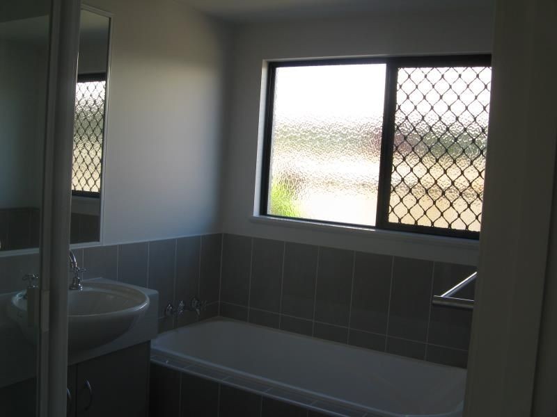 19 Allanton Link, Trinity Park QLD 4879