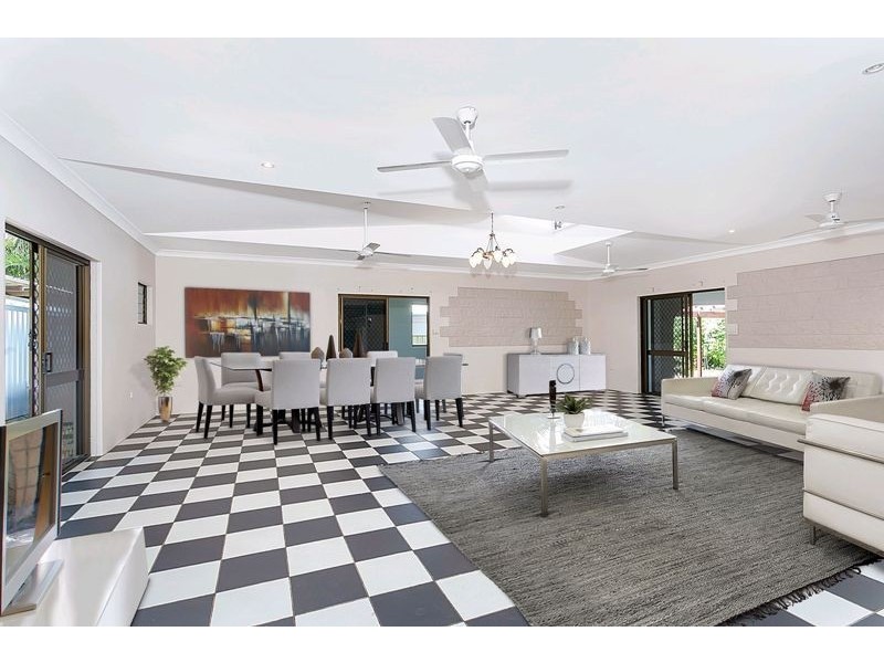 12 Magnolia Street, Holloways Beach QLD 4878