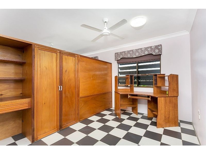 12 Magnolia Street, Holloways Beach QLD 4878