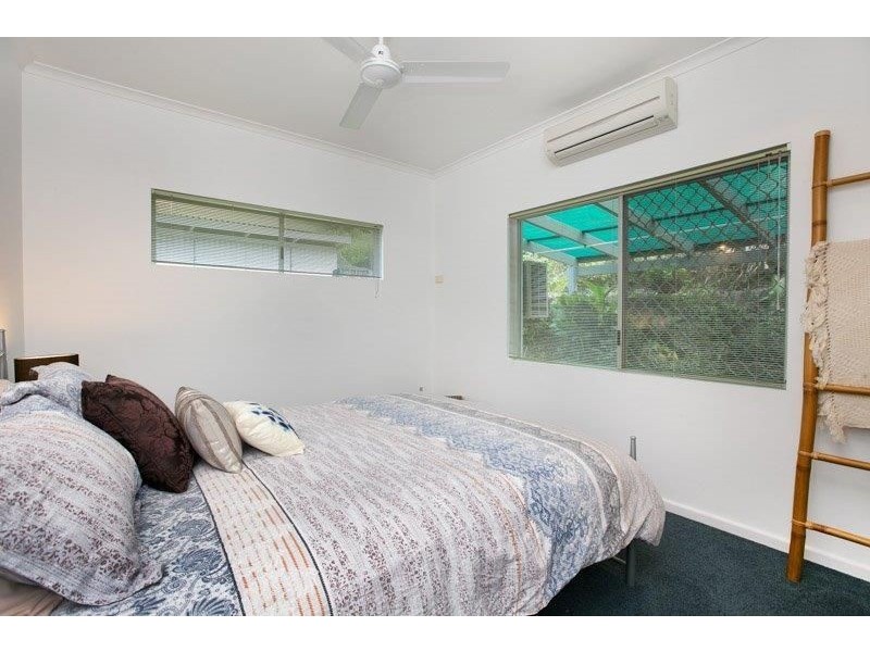 9 Andrea Close, Mooroobool QLD 4870