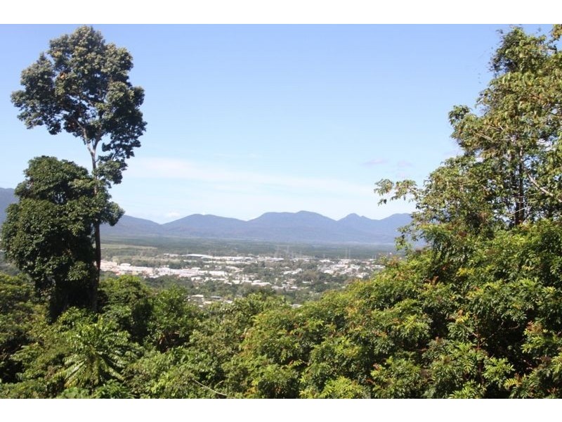 4 Coreega Close, Mooroobool QLD 4870