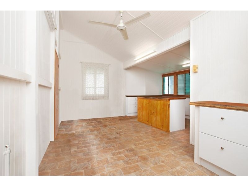 12 Loeven Street, Parramatta Park QLD 4870