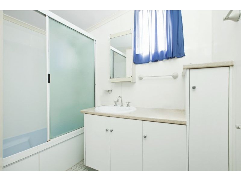 12 Loeven Street, Parramatta Park QLD 4870