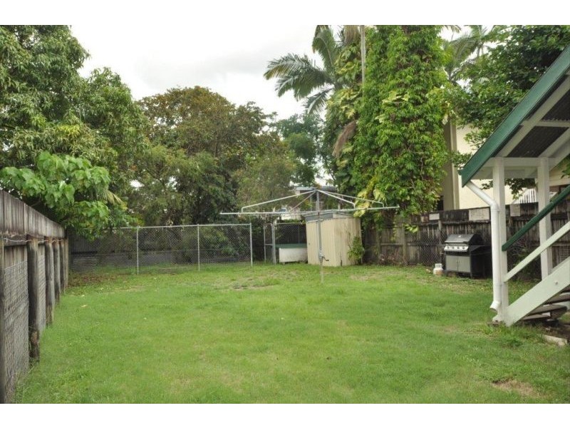 12 Loeven Street, Parramatta Park QLD 4870