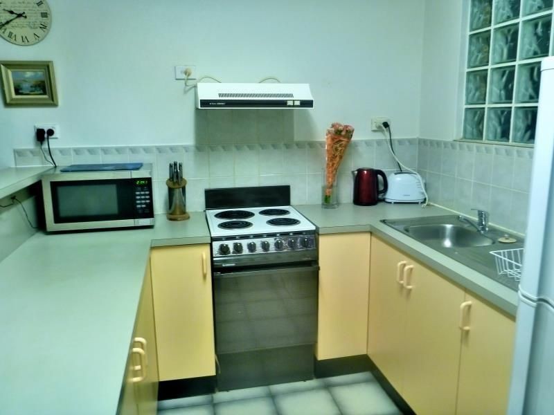 8/1 Ray Street, Yorkeys Knob QLD 4878